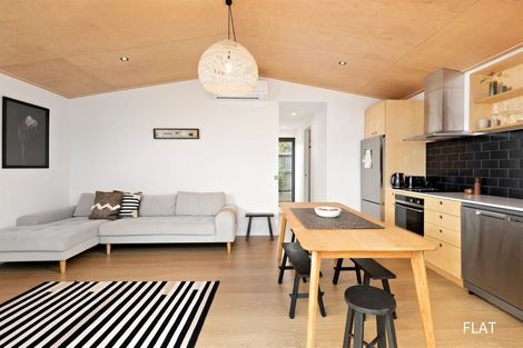 Photo of property in 11 Centre Crescent, Wanaka, 9305