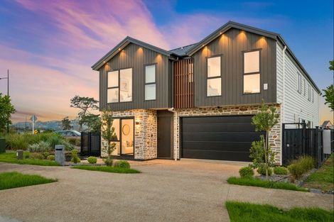 Photo of property in 32 Catalina Avenue, Rosehill, Papakura, 2113