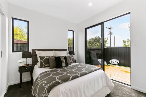 Photo of property in 54d Te Atatu Road, Te Atatu South, Auckland, 0610