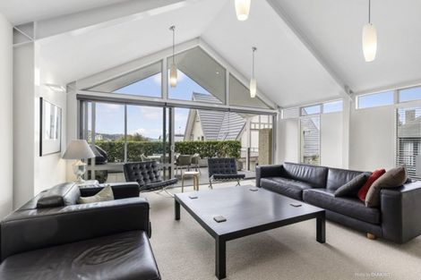 Photo of property in 3 Poplar Grove, Thorndon, Wellington, 6011