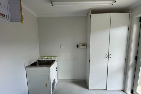 Photo of property in 595 Great South Road, Rosehill, Papakura, 2113