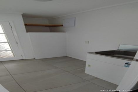 Photo of property in 1/1 Tomintoul Place, Highland Park, Auckland, 2010