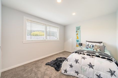 Photo of property in 15 Nile Street, Waterloo, Lower Hutt, 5011