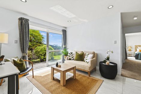 Photo of property in 21 Golden Morning Drive, Albany Heights, Auckland, 0632