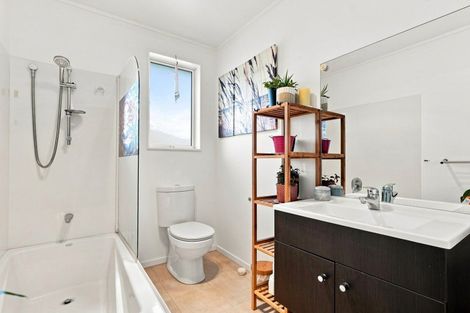 Photo of property in 57 Chorley Avenue, Massey, Auckland, 0614