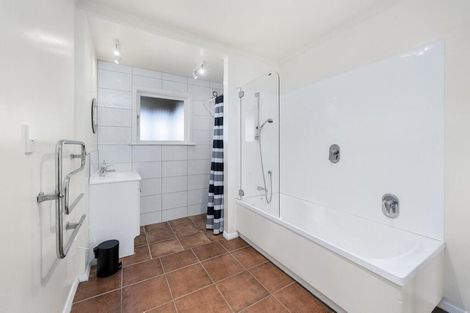 Photo of property in 17 Dixie Street, Te Horo Beach, Otaki, 5581