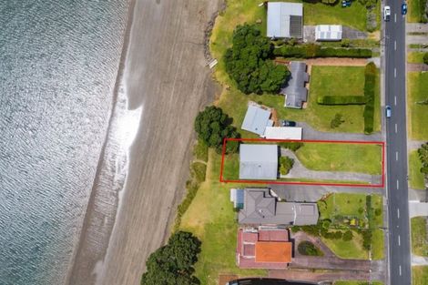 Photo of property in 66 Tindalls Bay Road, Tindalls Beach, Whangaparaoa, 0930