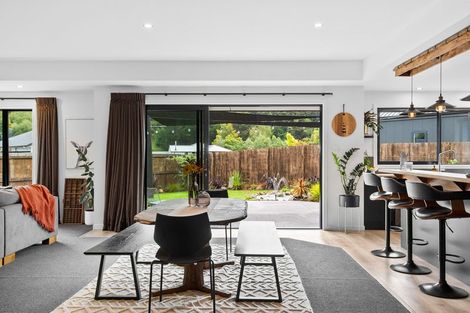 Photo of property in 10 Franks Place, Outram, 9019