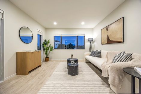 Photo of property in 21 Vintry Drive, Huapai, Kumeu, 0810