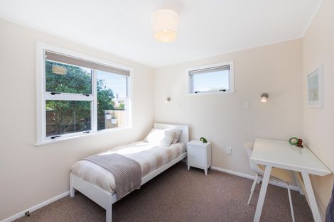 Photo of property in 64 Long Melford Road, Awapuni, Palmerston North, 4412