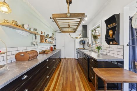 Photo of property in 244 Cornfoot Street, Castlecliff, Whanganui, 4501