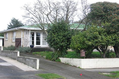 Photo of property in 10 Bond Street, Hokowhitu, Palmerston North, 4410