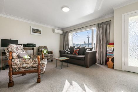 Photo of property in 2/123 Taylor Street, Blockhouse Bay, Auckland, 0600