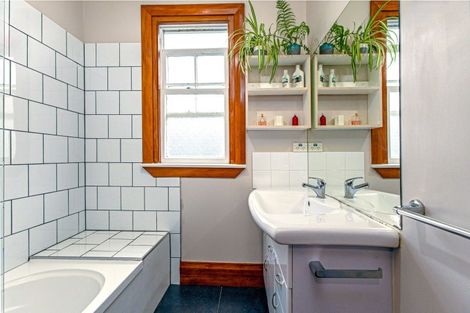 Photo of property in 156 Victoria Street, Ashburton, 7700