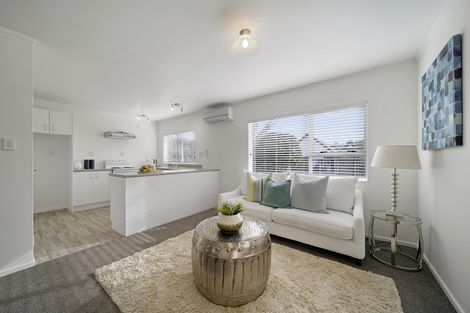 Photo of property in 5/55 Moore Street, Howick, Auckland, 2014