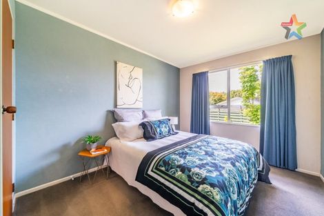 Photo of property in 25 Larchmont Grove, Totara Park, Upper Hutt, 5018