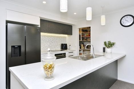 Photo of property in 30 Quinn Crescent, Woodend, 7610