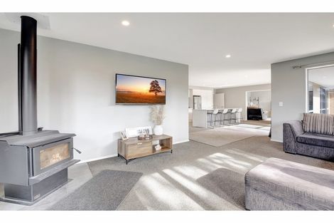 Photo of property in 177b High Street, Oxford, 7430