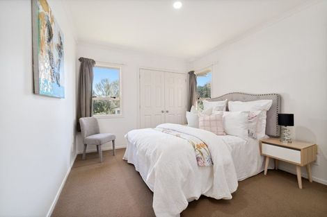 Photo of property in 103a Barrys Road, Glendene, Auckland, 0602