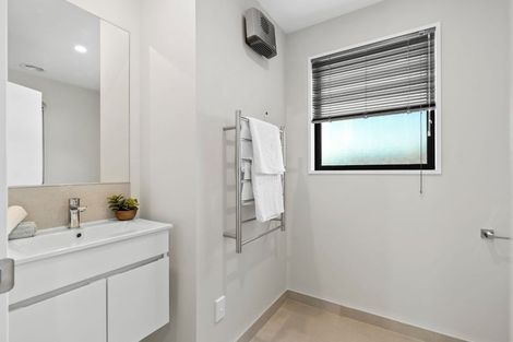 Photo of property in 24c Halliwell Avenue, Papanui, Christchurch, 8052