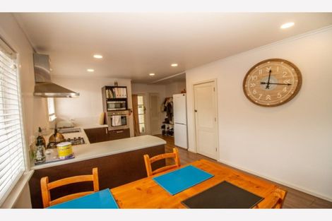 Photo of property in 9 Martin Place, Ohakune, 4625