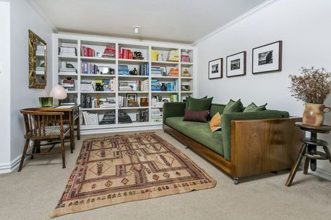 Photo of property in 49b Roland Road, Greenhithe, Auckland, 0632