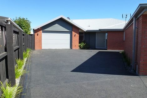 Photo of property in 49a Mcmahon Drive, Aidanfield, Christchurch, 8025
