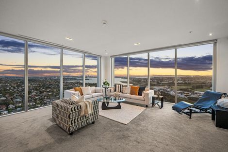 Photo of property in Sentinel Apartments, 2703/3 Northcroft Street, Takapuna, Auckland, 0622