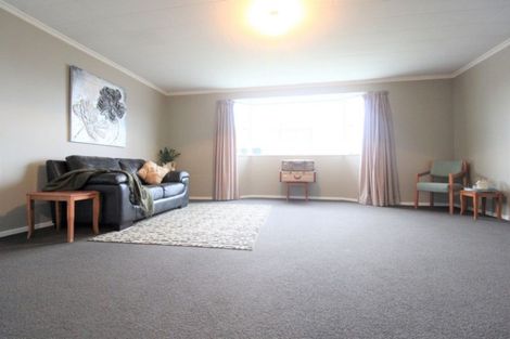 Photo of property in 7 Dunmore Place, Winton, 9720