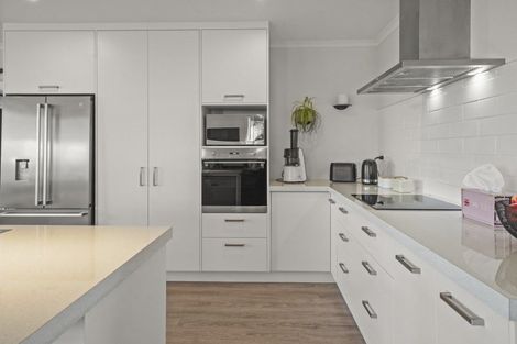 Photo of property in 6 Pataki Place, Omokoroa, 3114