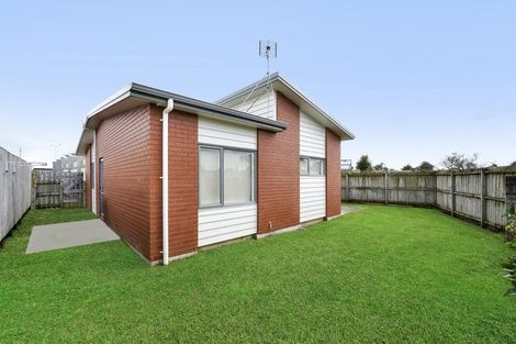 Photo of property in 1/46 Park Estate Road, Rosehill, Papakura, 2113
