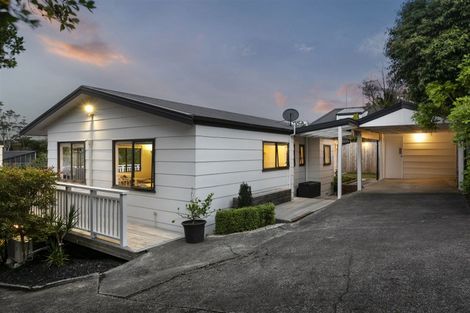 Photo of property in 1/38 Woodside Avenue, Northcote, Auckland, 0627