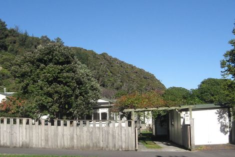 Photo of property in 2 Totara Street, Eastbourne, Lower Hutt, 5013