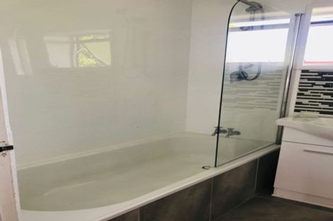 Photo of property in 3/1 Leigh Terrace, Bayview, Auckland, 0629