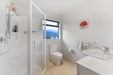 Photo of property in 29c Baring Terrace, Strandon, New Plymouth, 4312