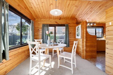 Photo of property in 123 Botany Road, Botany Downs, Auckland, 2010