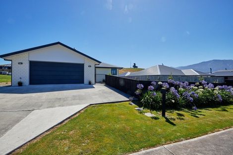 Photo of property in 6 Tauhou Place, Kaikoura, 7300