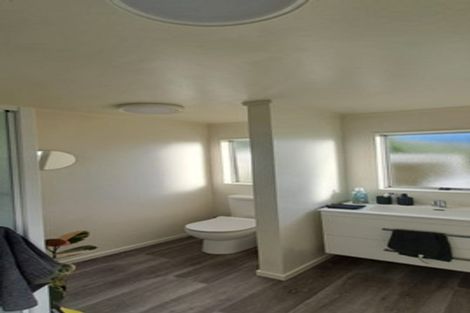 Photo of property in 29b Harbour View Road, Northland, Wellington, 6012