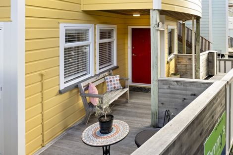 Photo of property in 26 Jackson Street, Island Bay, Wellington, 6023