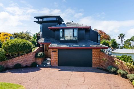 Photo of property in 8 Tui Street, Torbay, Auckland, 0630