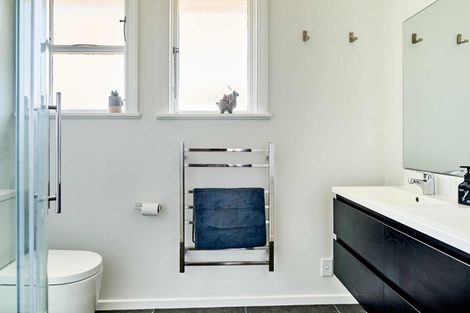 Photo of property in 49a Piko Street, Titahi Bay, Porirua, 5022