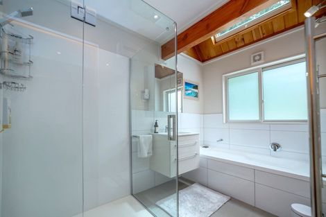 Photo of property in 71 Underhill Road, Featherston, 5710