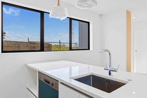 Photo of property in 12 Finn Place, Mount Wellington, Auckland, 1060