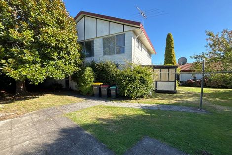 Photo of property in 11 Witbrock Crescent, Burnside, Christchurch, 8053