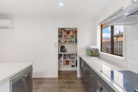 Photo of property in 5 Ragley Way, Rolleston, 7615