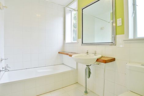 Photo of property in 53 Tiverton Road, Avondale, Auckland, 0600