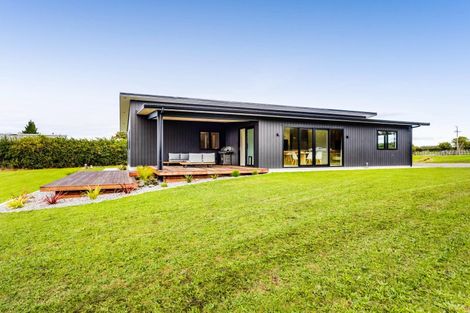 Photo of property in 66 Flint Road West, Stratford, 4332