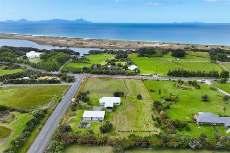 Photo of property in 9 Cullen Road, Waipu, 0582