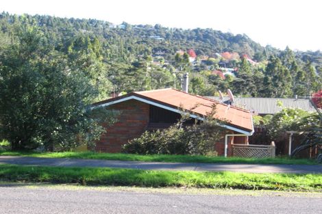 Photo of property in 1/77 Konini Road, Titirangi, Auckland, 0604