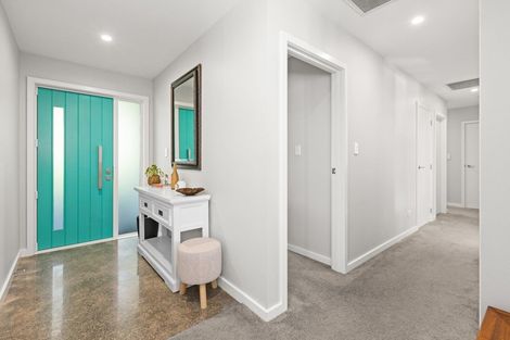 Photo of property in 8 Rochfort Road, Havelock North, 4130